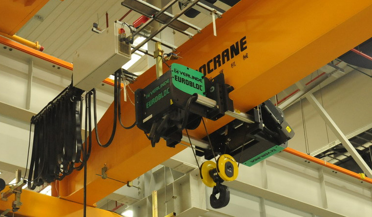 Short headroom Overhead crane