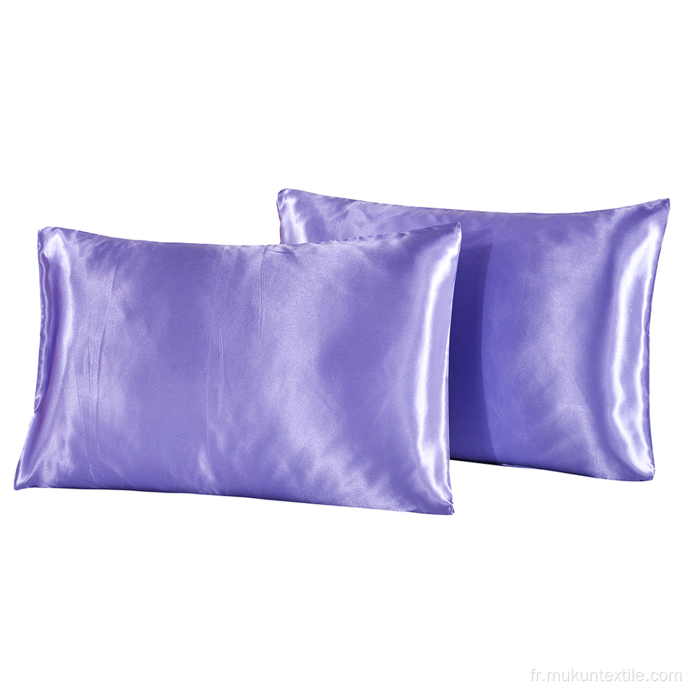 Coussin d&#39;oreiller en soie imité vide