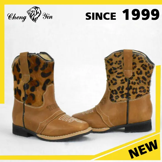 Newest Fashion Comfortable Popular Black Rubber Outsole Good Quality Genuine Leather Wholesale Leather Cowboy Boots for Outdoor