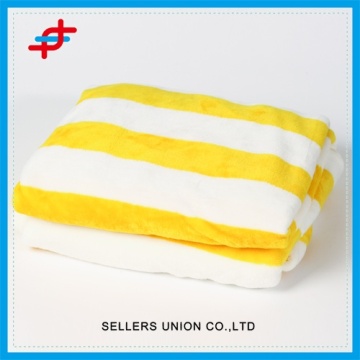 100% Polyester Stripes Printed Super Soft Flannel Blanket