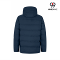 Jaqueta de inverno com capuz e isolamento de caixa curta