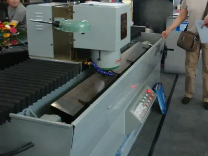 special electro-magnetic chuck for knife-machine