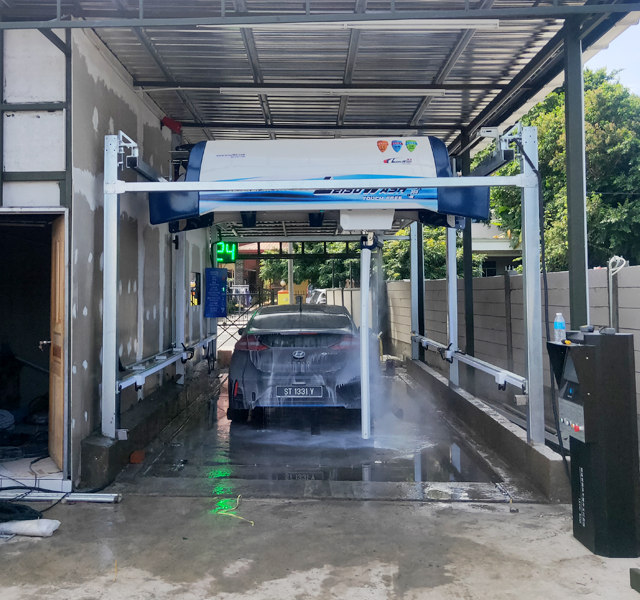 In bay automatic touchless car wash cost