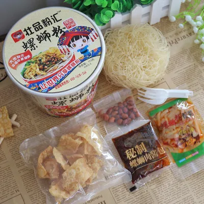 Delicious Sichuan River Snail Instant Rice Noodle Cup Package
