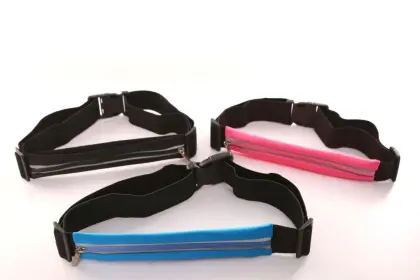 sport waist bag with phone