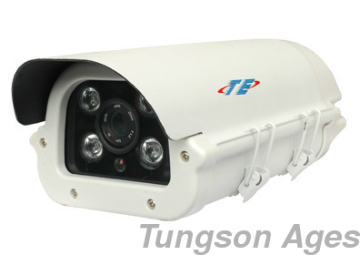 1.0 Megapixel IP Camera with 4 Array LED for 60-80M