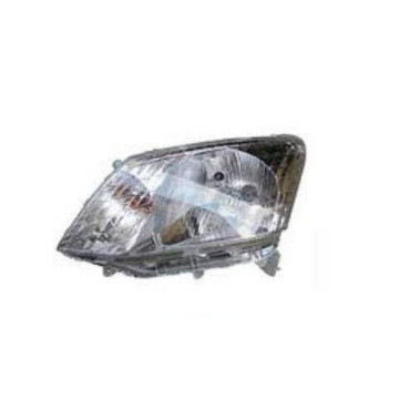 2013 Isuzu Dmax head light
