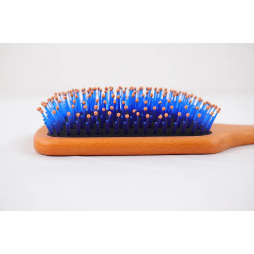 BeautyFil™Superball hairbrush with wooden handle