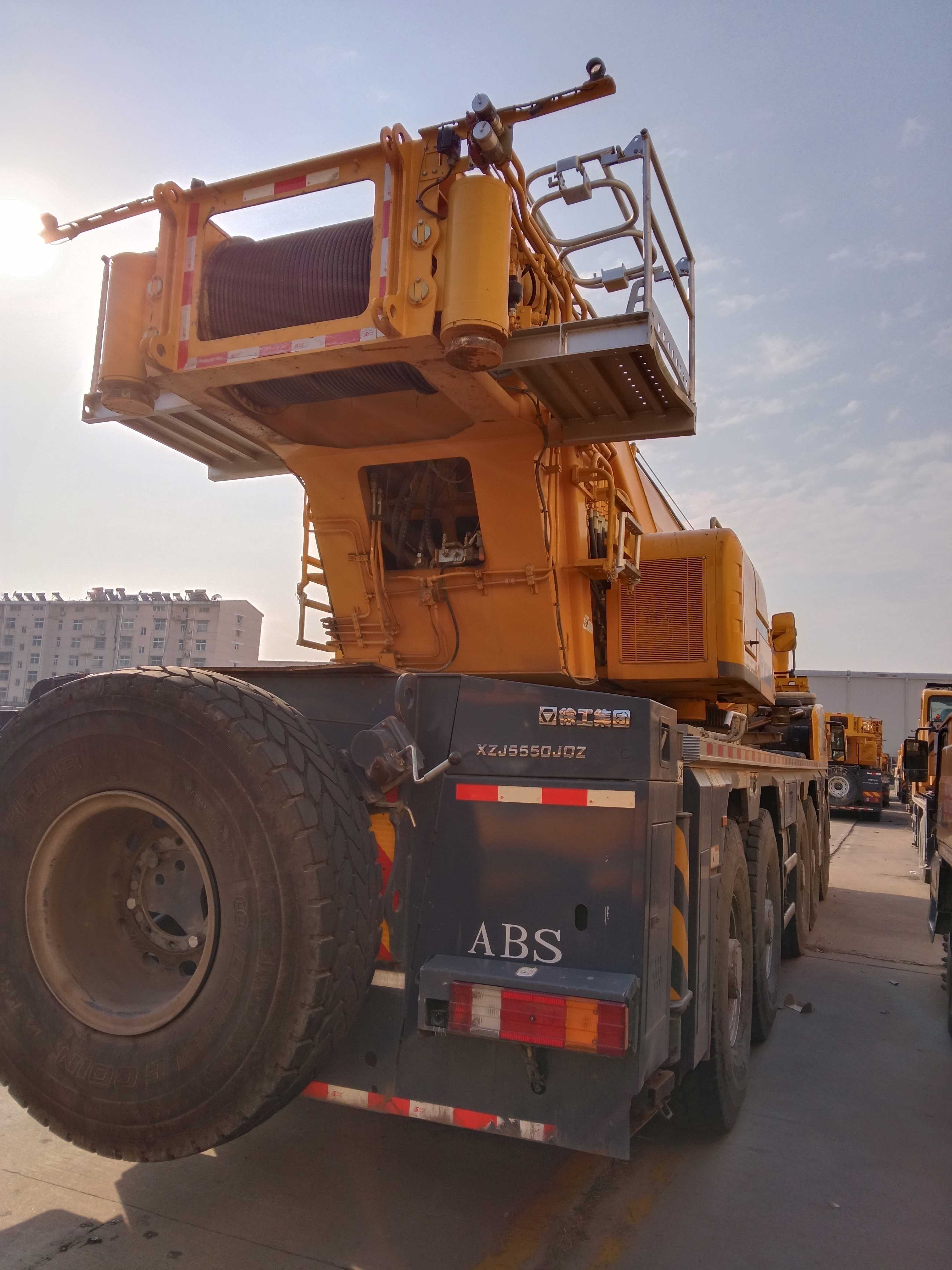 the-back-of-the-used-crane-with-excellent-stability-and-reliability