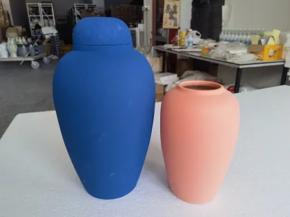 Jingdezhen High Temperature Blue Ceramic Vase and Lamp Customization