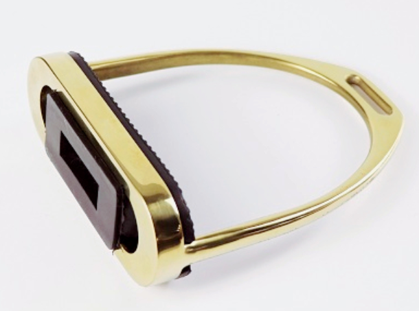 BRASS HORSE FILLIS ภาษาอังกฤษกวนด้วยแผ่นยาง