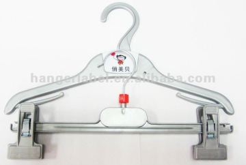 kids clothes hanger, kids plastic hanger, plastic hanger for kids clothes