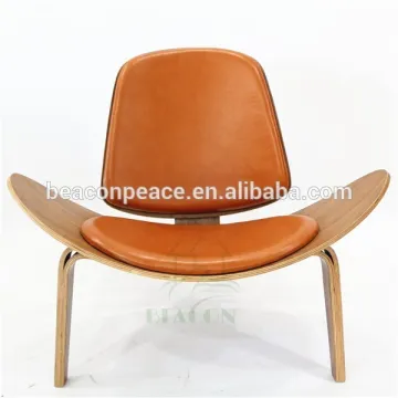 bent plywood Smile lounge chair, Hans Wegner Shell Chair