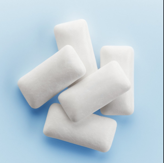 Low calories functional chewing gum