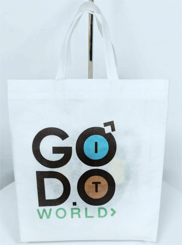 Biodegradable reusable non-woven shopping bags