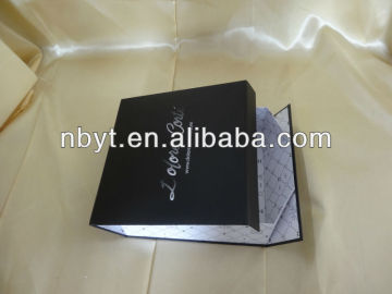 schwarze Klapps Geschenkbox