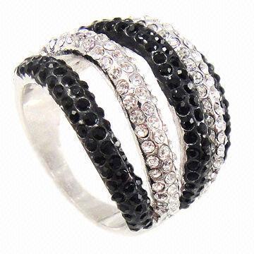 Fashion New Style Zinc-alloy Rhinestone Ring, Peculiar-shaped Design, OEM/ODM Orders are Welcome