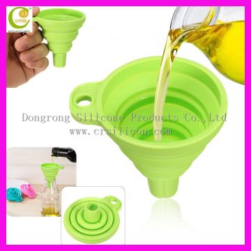 New Creative Wholesale Price Dropping Funnel Food Grade Silicone Folding Beer Funnel