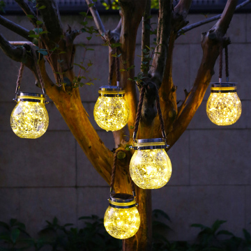 Solar-Powered LED Outdoor Lighting: Modern Design for Garden Security and Landscape Decorations