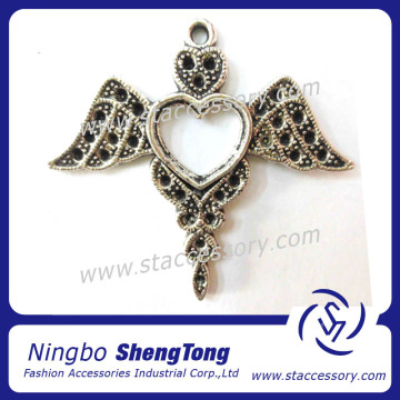 Nickle Free Angel Wing Heart Necklace Jewelry Pendant 42*39mm
