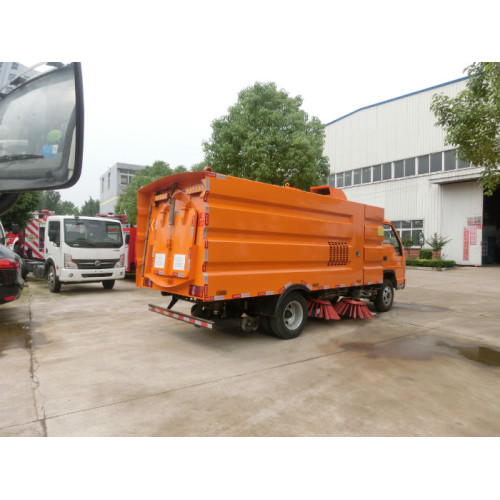 Petit camion de rue à vide à vide de poussière