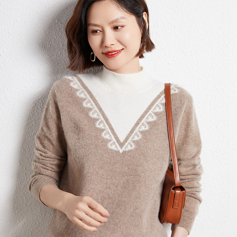Einfacher mehrfarbiger Jacquard -Pullover für Frauen