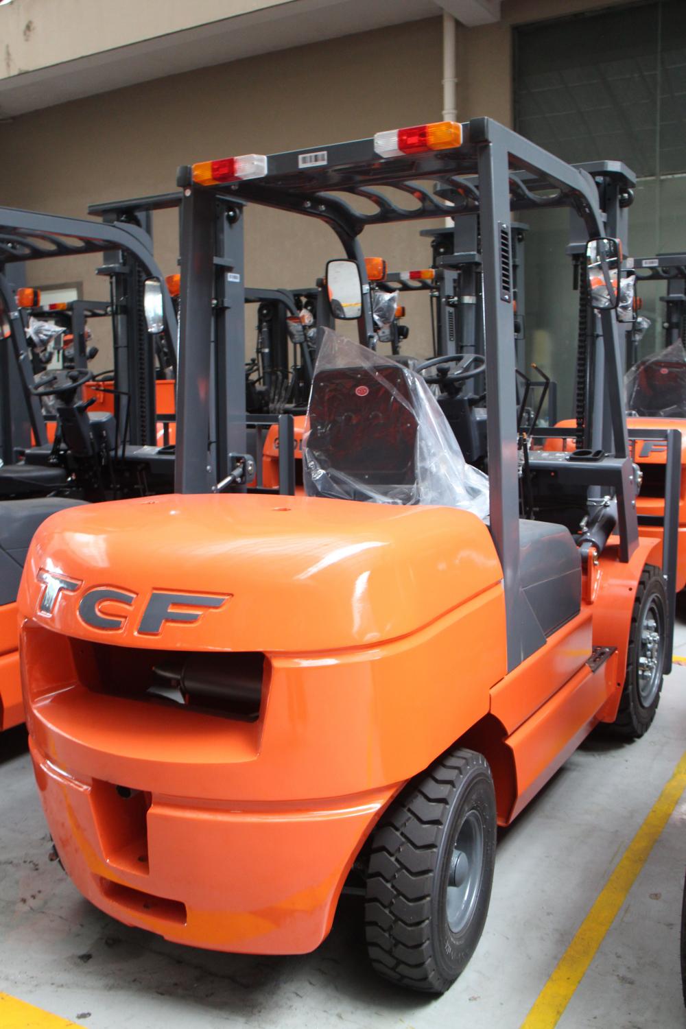 Forklift With Imported Engine