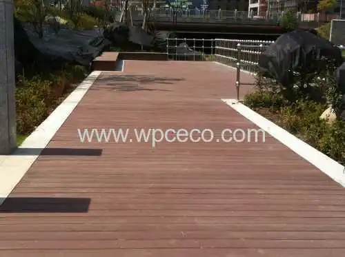 Outdoor Wpc Decking Composite Decking Weather Resistance 