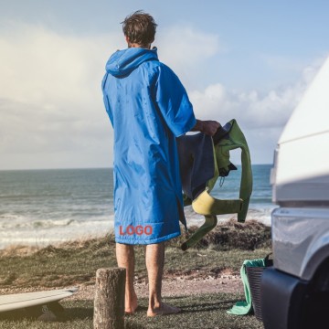 Bata de cambio impermeable reciclado personalizado para adultos