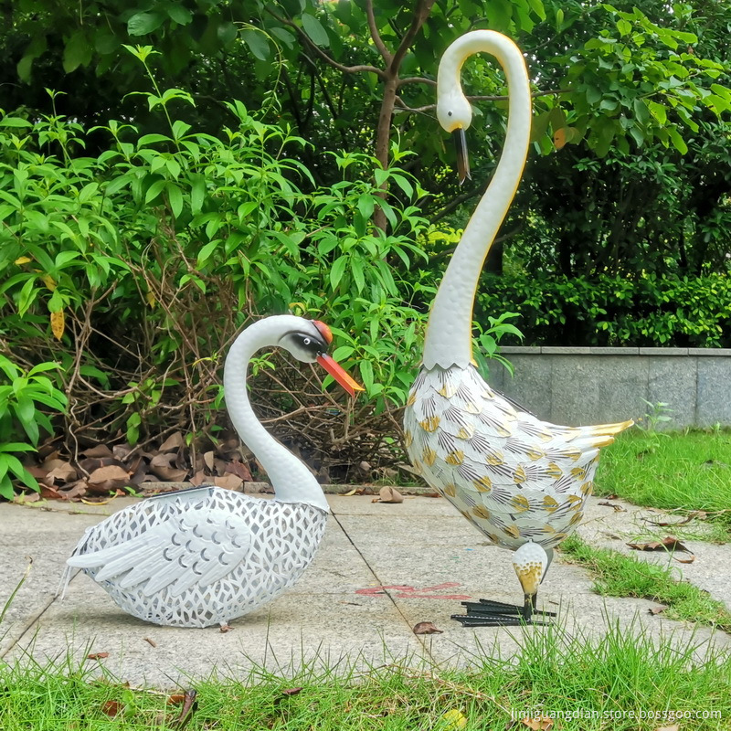 Swan Ornament Solar Lamp