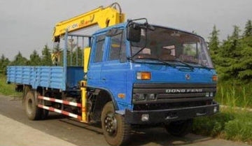 Dongfeng CNG Double Cab 5ton Truck Crane