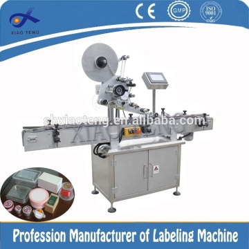 Plane labeling machine for lighter