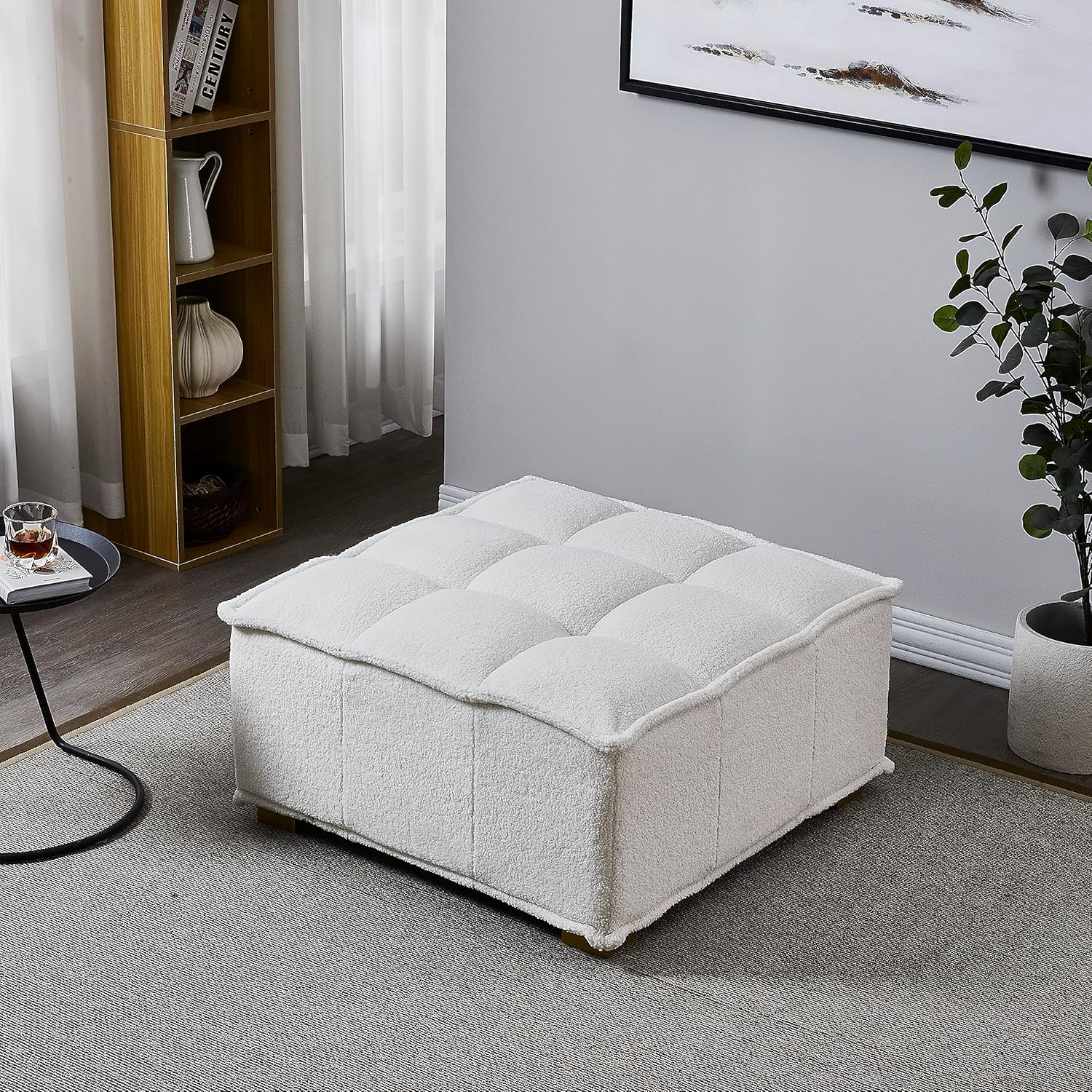 Single-Seater Tofu-Block Bench