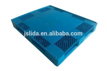 plastic pallet for beer bottles