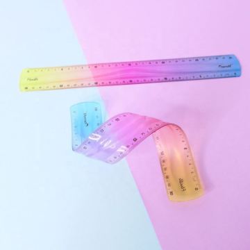 Özel baskı yumuşak çok renkli 30 cm esnek plastik okul cetveli