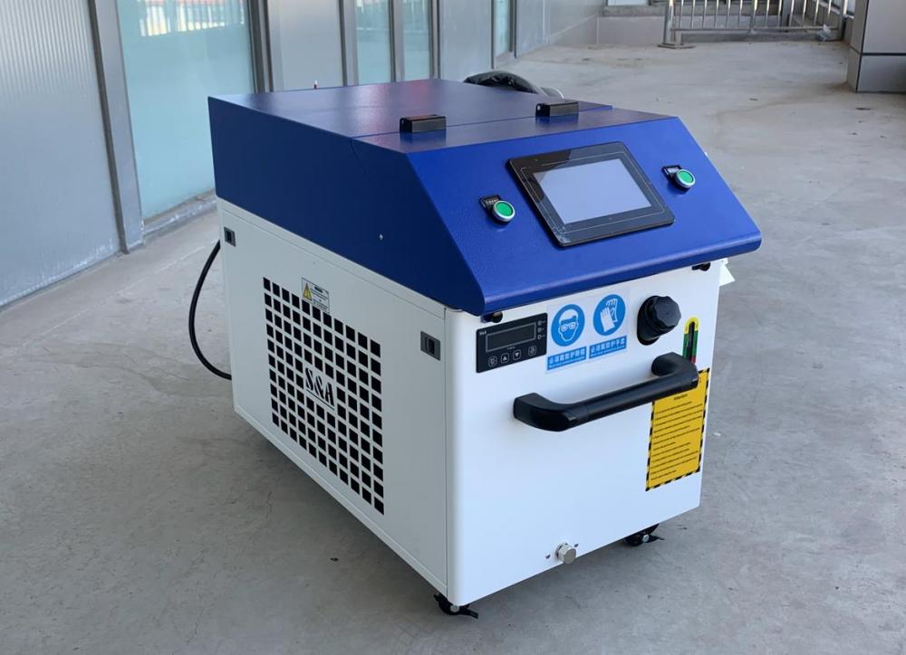 Machine de nettoyage laser enlèvement au laser laser 2000 watts