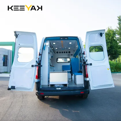 Ford New Quanshun V362 Diesel Ambulance