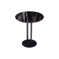 Petite table d'appoint ronde pour le salon