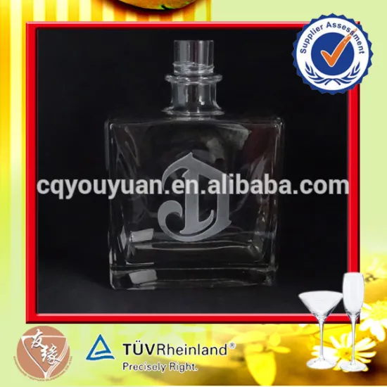 Heavy weight refillable vodka750ml square glass bottle