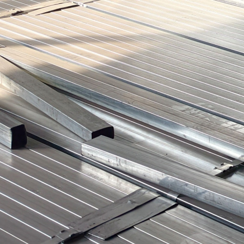 Langlebiges verzinktes Vierkantrohr 20 x 40 x 0,9 mm