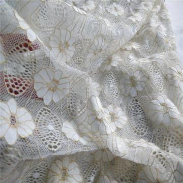 Tissu à tricoter dentelle métallique