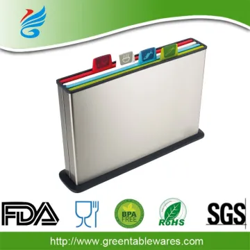 disinfecting white plastic cutting boards
