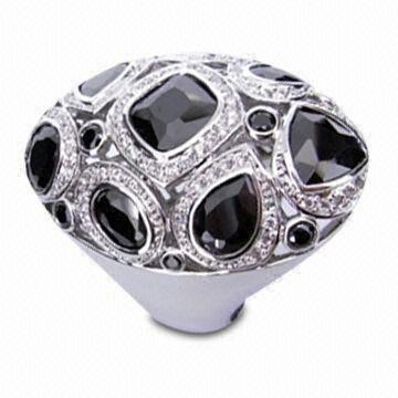 Silver Ring with Pear Shape Cutting Stones in Rhodium Plating, OEM/ODM Services Provided