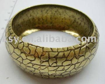 Fashion bracelet