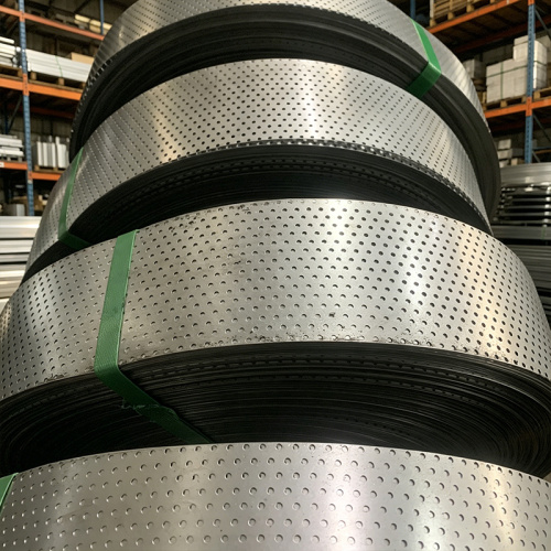 Processamento eficiente de perfuração de bobinas laminadas a frio