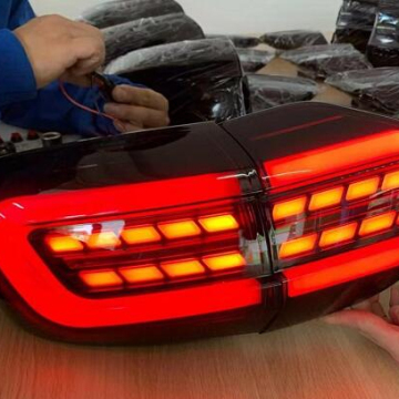 Ford Everest LED Fight 2012-2017 Smoke Black