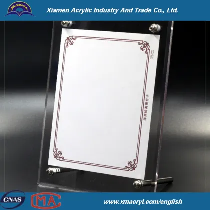 Acrylic cube photo frame