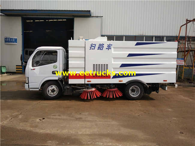 Dongfeng Vacuum Sweeper Trucks