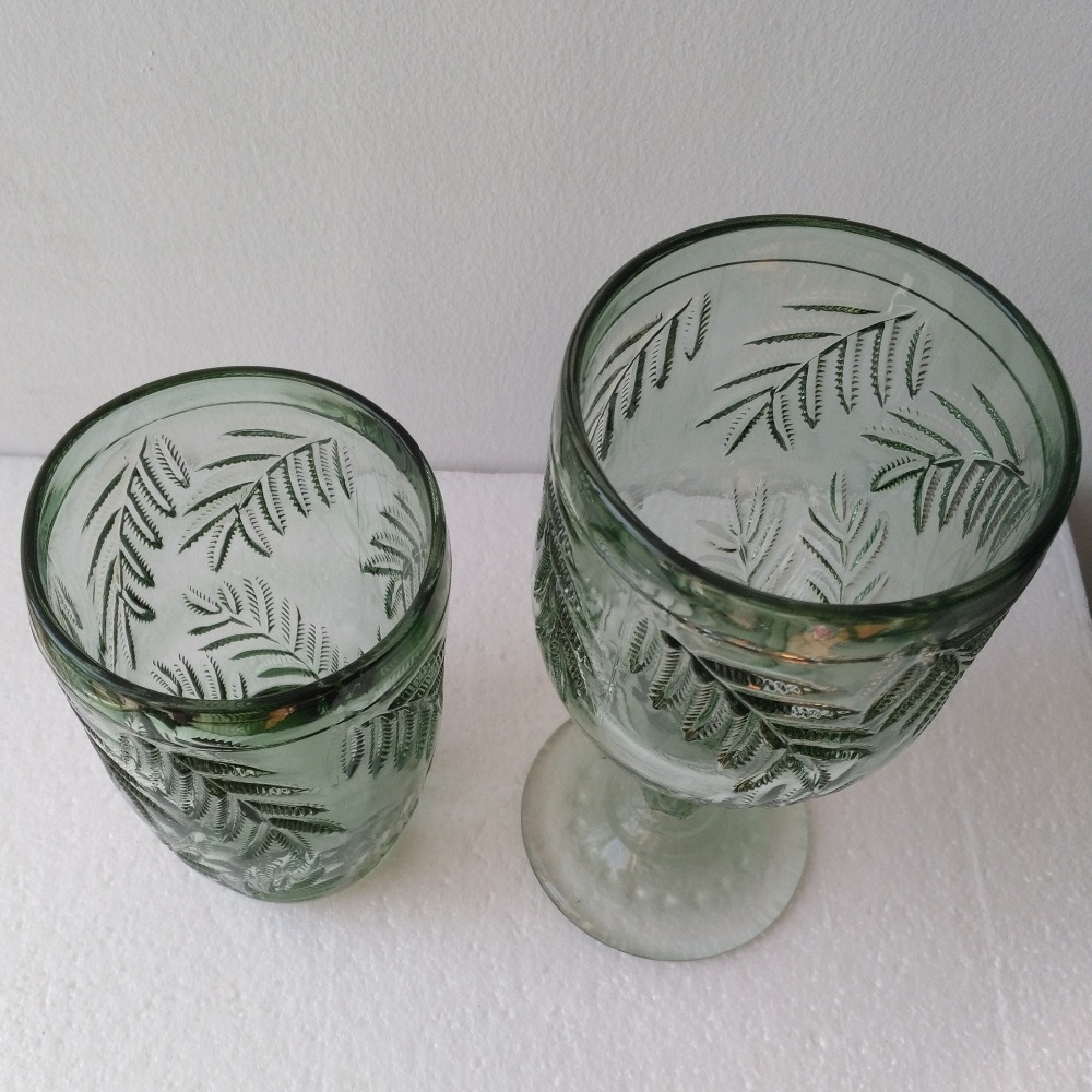 The Unique Design Leaves Patterned Green Glass0