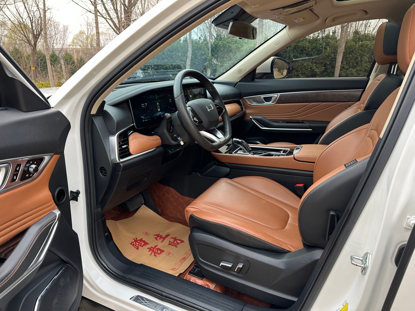 T99 2023 6AT Premium SUV